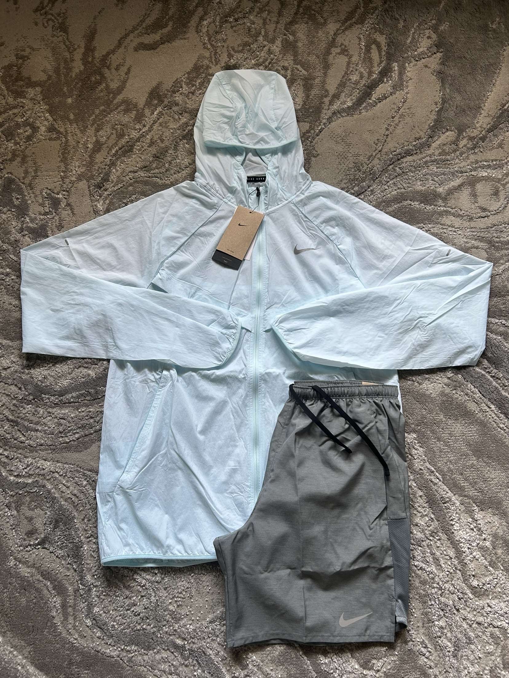 Nike 2 Piece Windrunner Set “Glacier Blue & Grey”