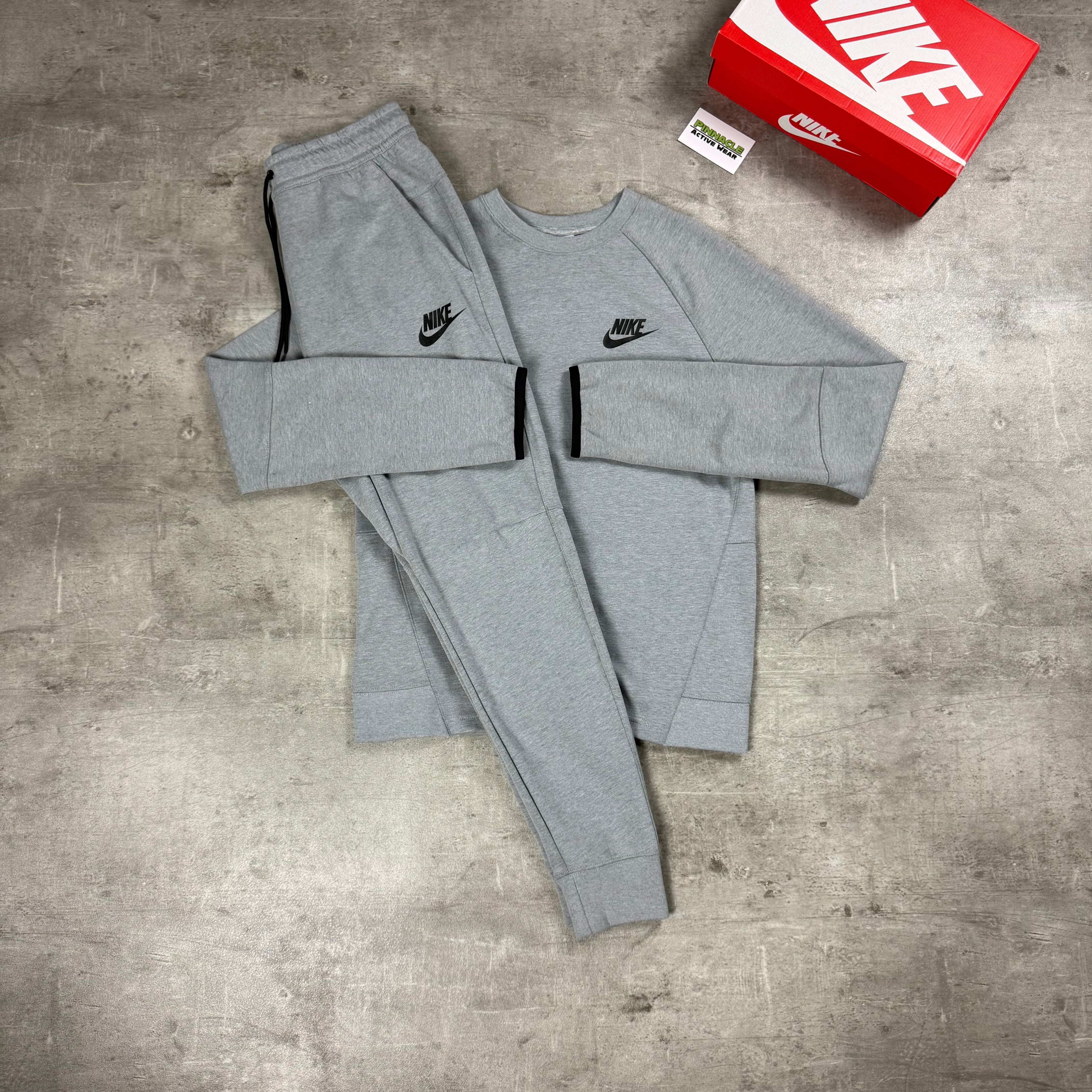 Nike essentials tracksuit “Grey”